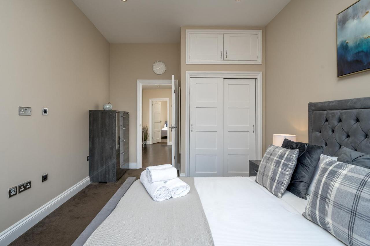 Spacious 2 Bedroom Apartment - Sleeps 6 브라이턴 외부 사진