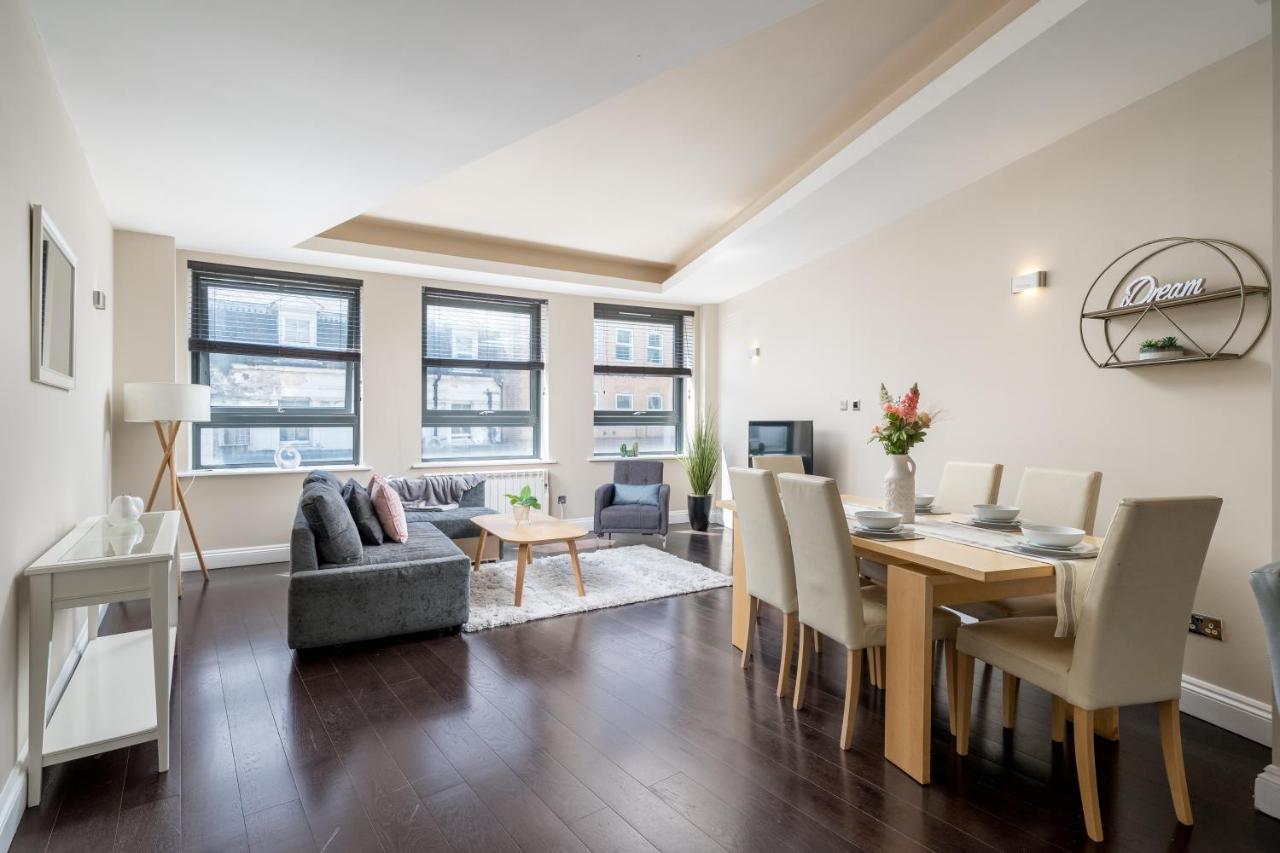 Spacious 2 Bedroom Apartment - Sleeps 6 브라이턴 외부 사진